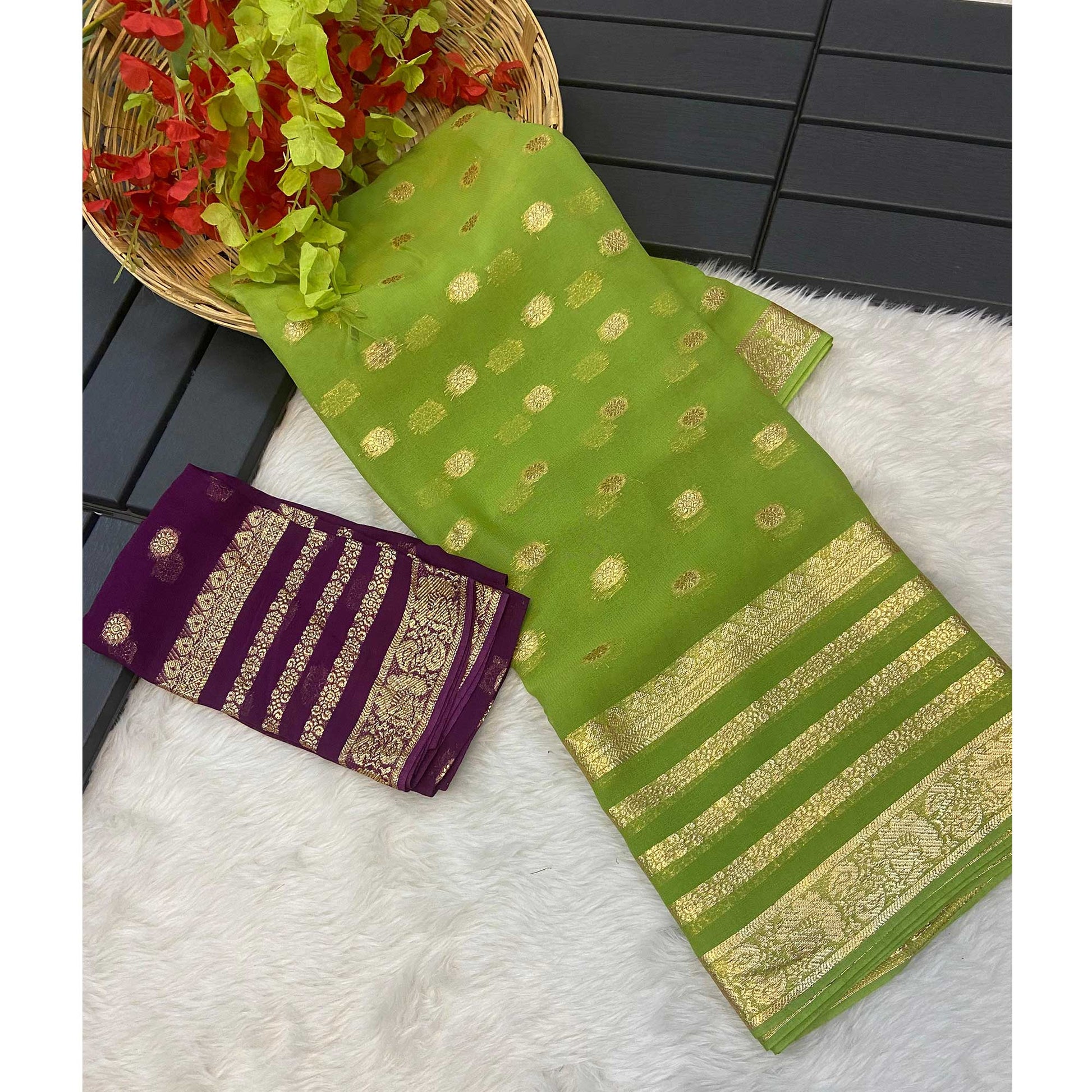 green-zari-weaving-weaving-georgette-saree