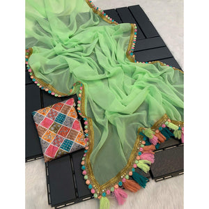 green-solid-georgette-saree-with-sequins-embroidered-border-5