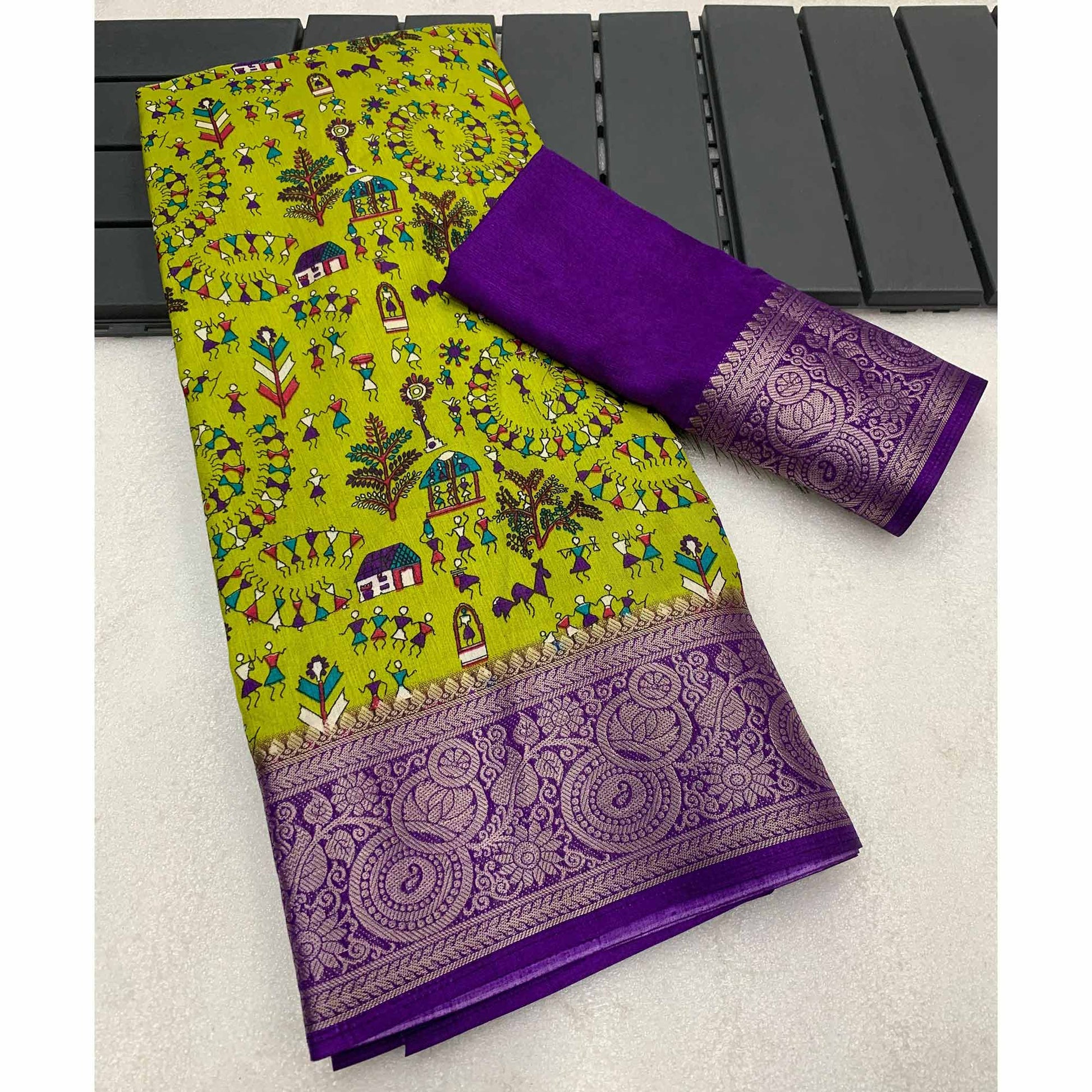 green-warli-printed-dola-silk-saree-with-zari-border