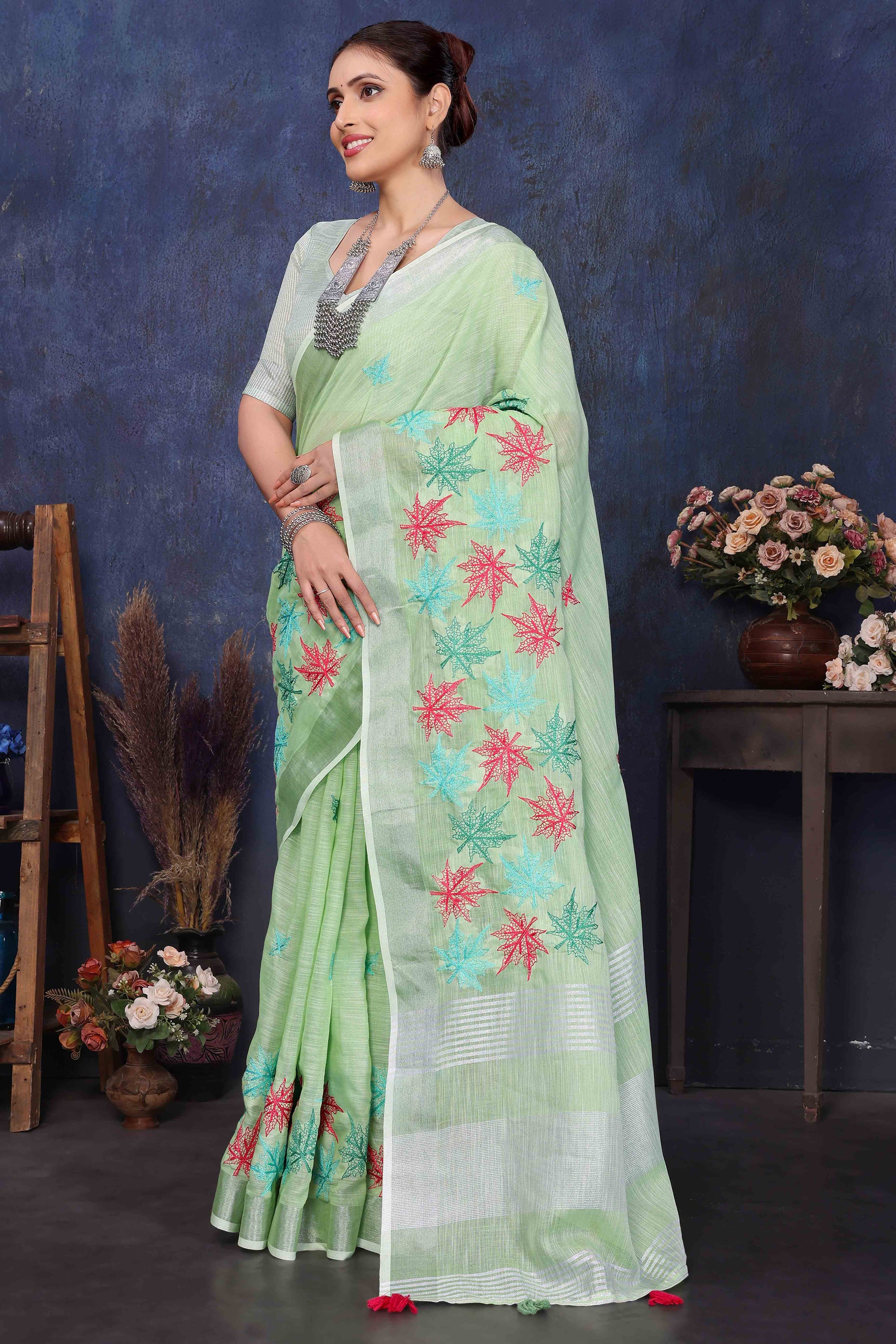 green-floral-embroidered-cotton-silk-saree-42