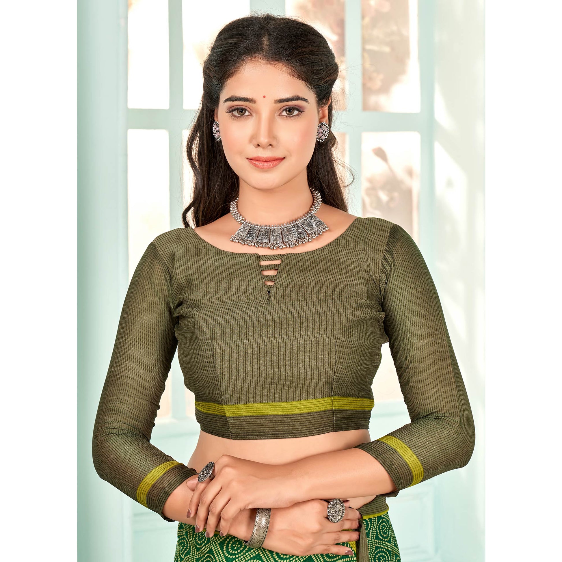green-printed-chiffon-saree-10