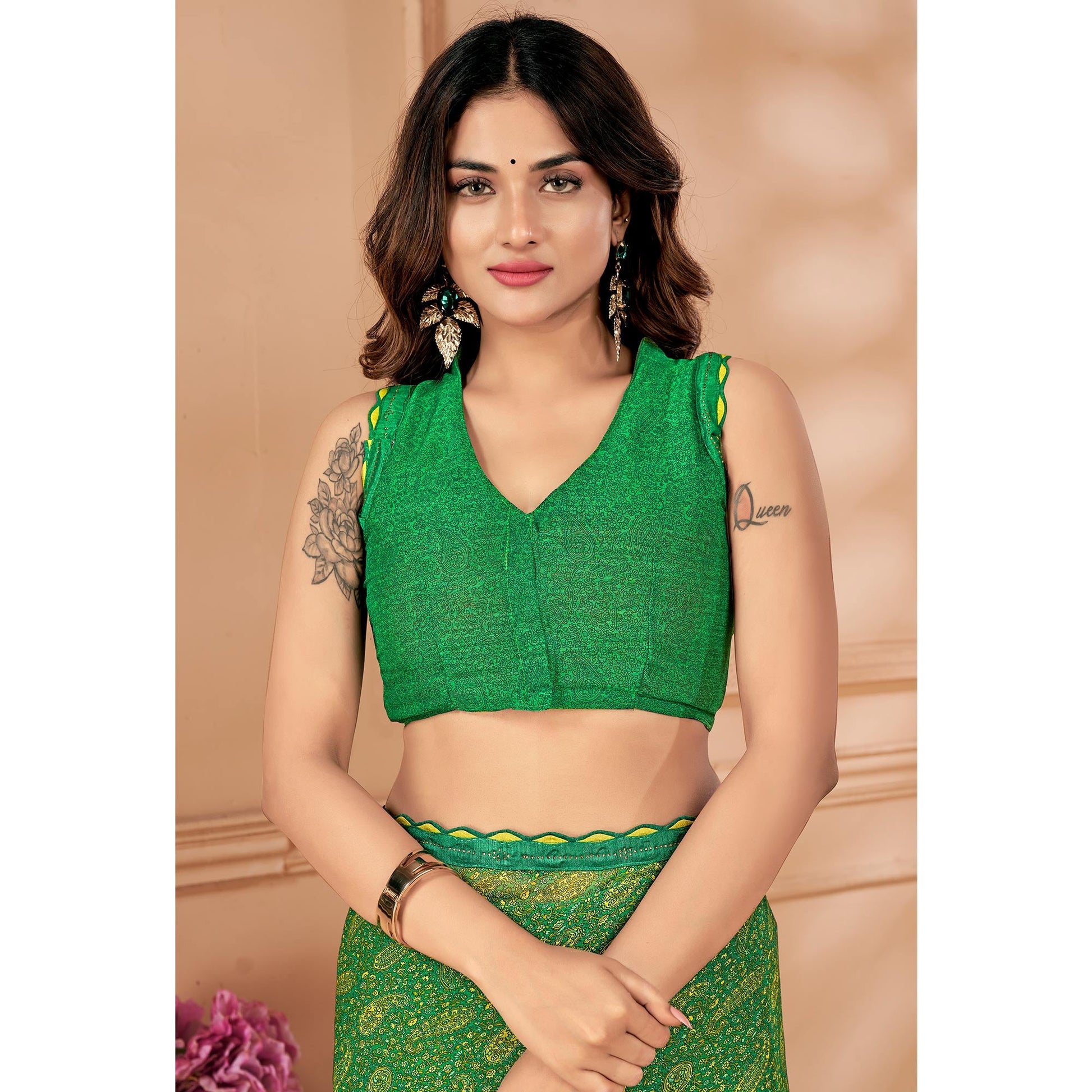 green-printed-chiffon-saree-with-lace-border-8