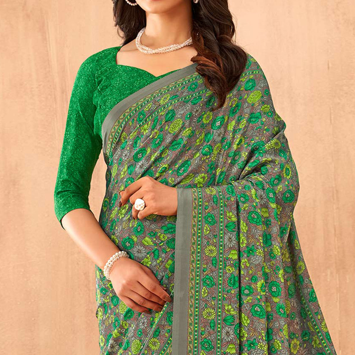 green-floral-printed-crepe-saree-2