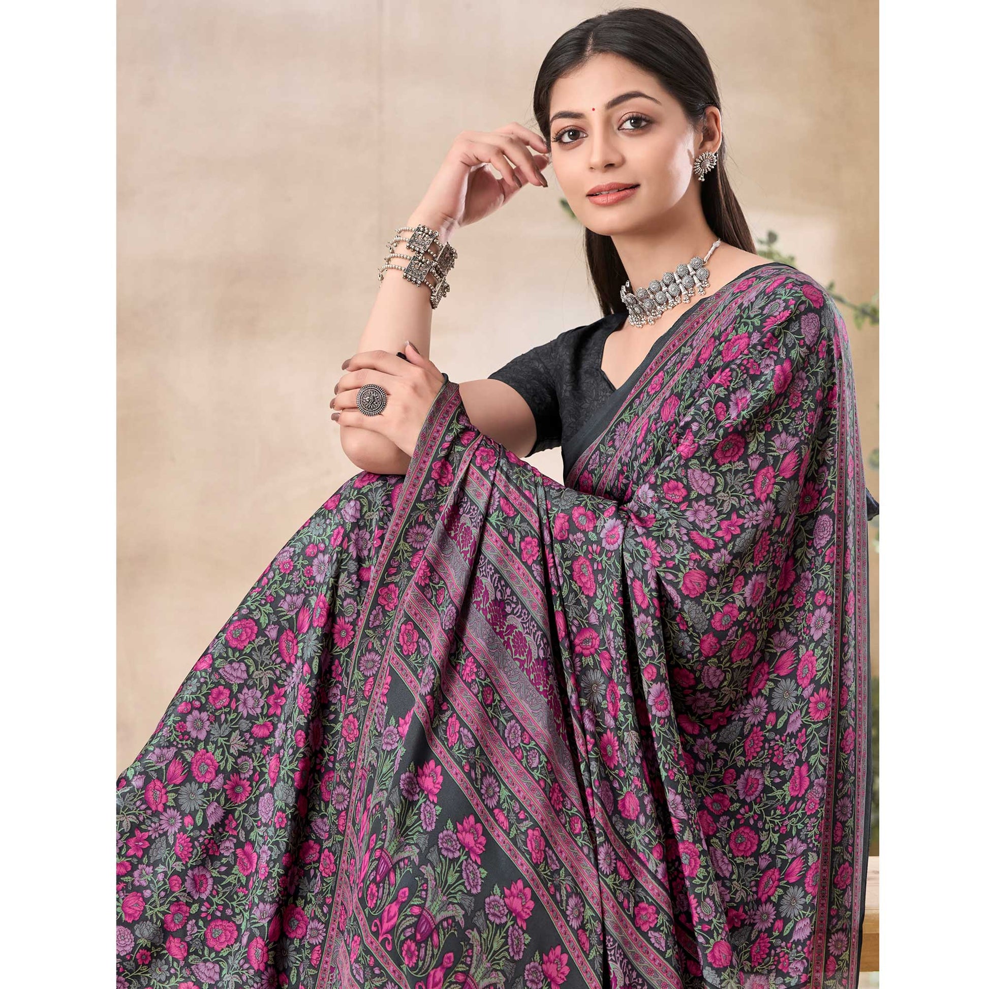 grey-floral-printed-crepe-saree-1