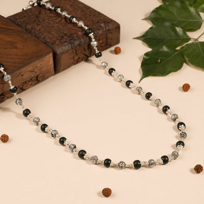 KARUNGALI WITH OM SILVER BEADS MALA