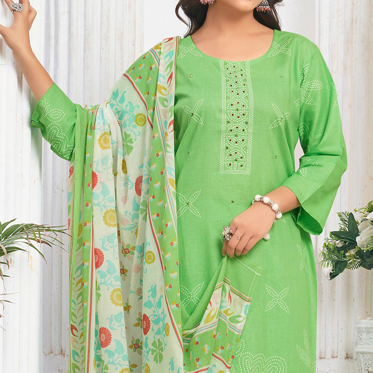 green-floral-printed-pure-cotton-salwar-suit-4