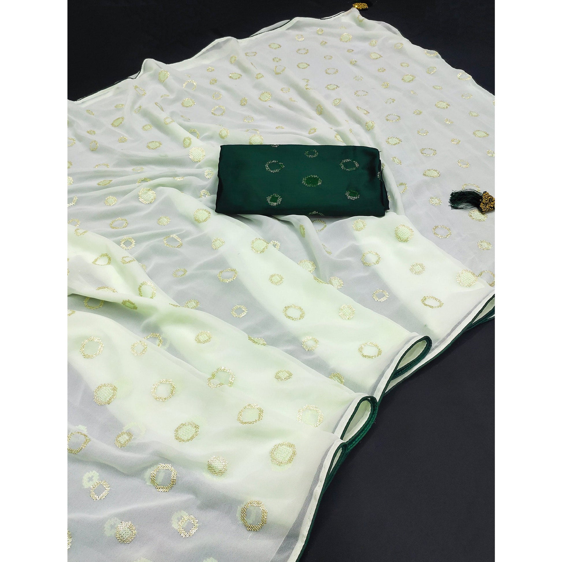 green-embroidered-georgette-saree-4
