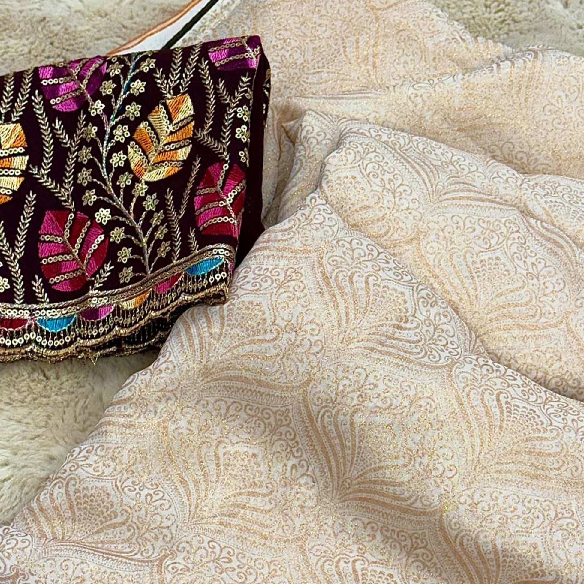 Cream Floral Printed Georgette Saree