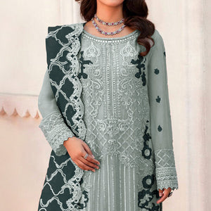 green-floral-embroidered-organza-semi-stitched-pakistani-suit