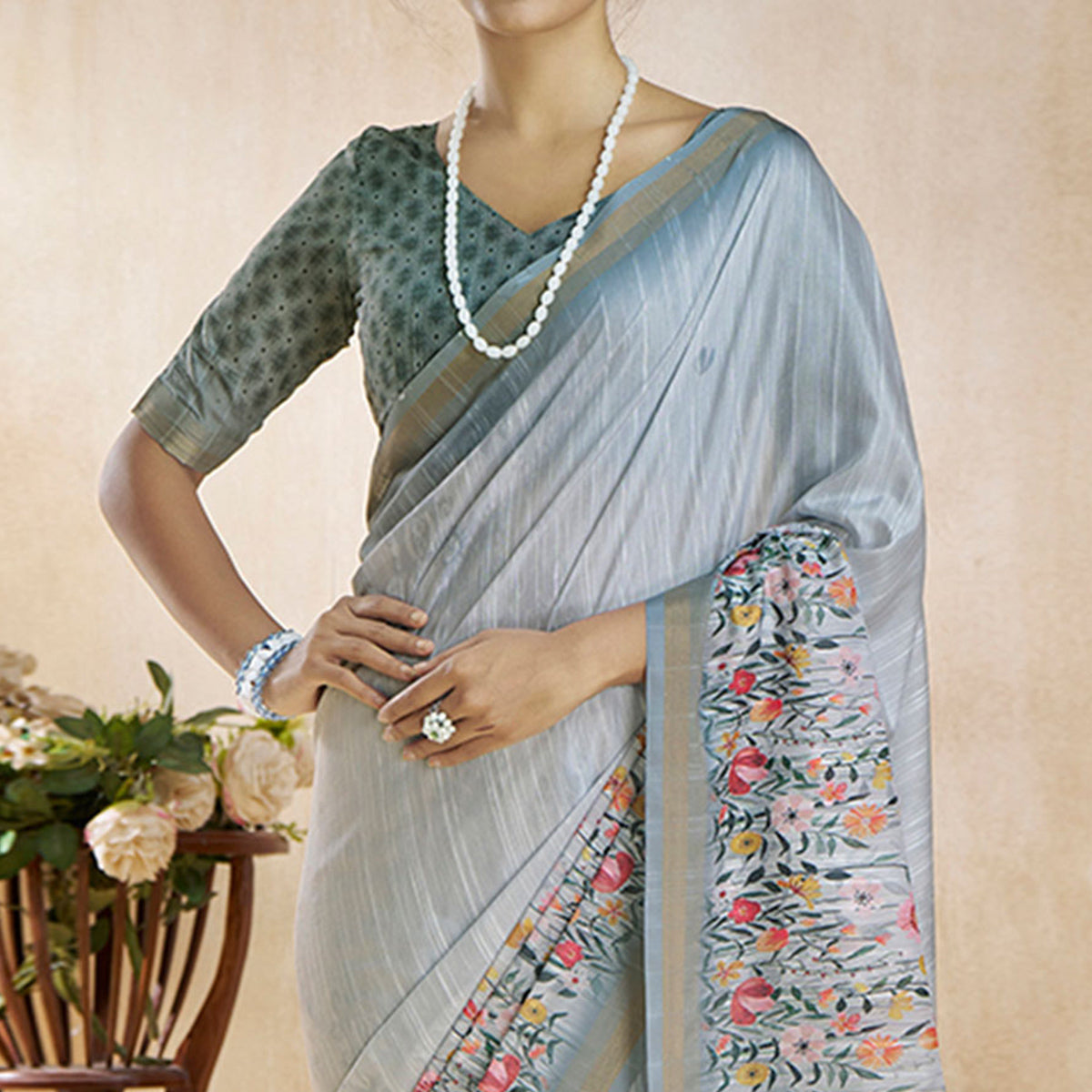 grey-floral-digital-printed-pure-silk-saree