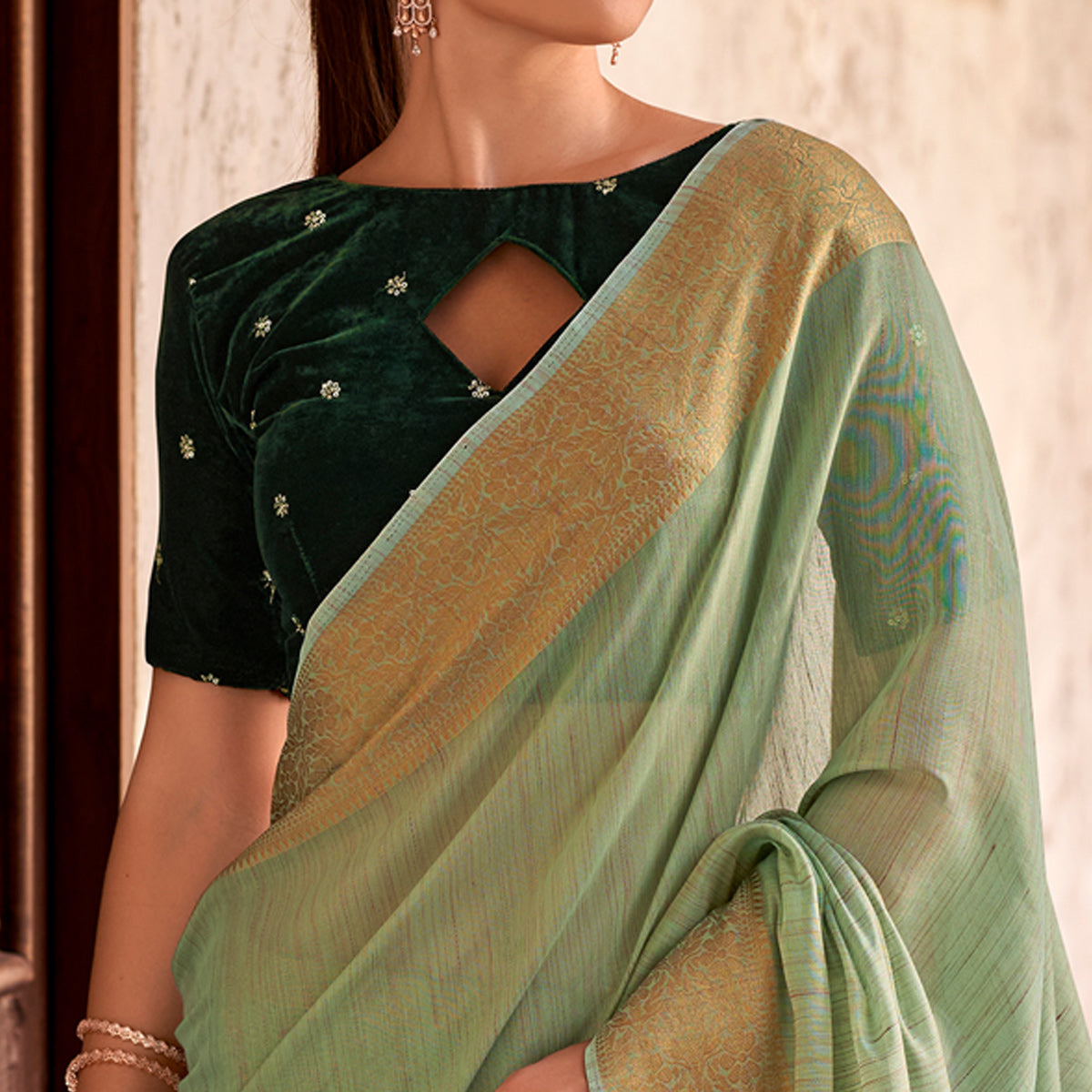 green-woven-tissue-saree-2