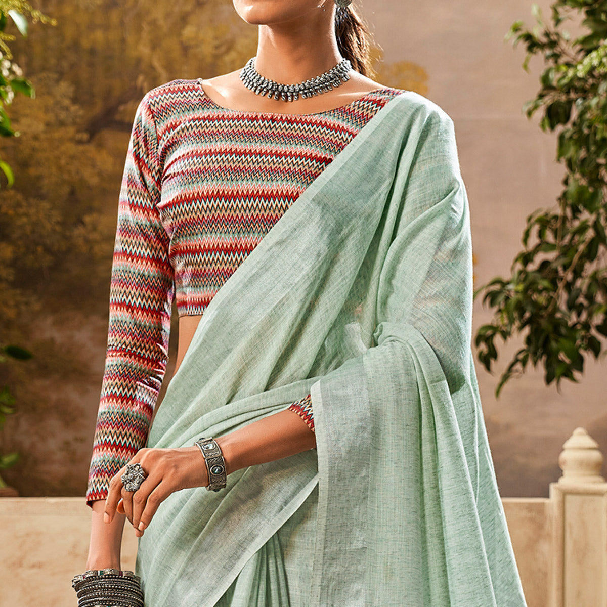 green-woven-pure-cotton-saree-with-tassels