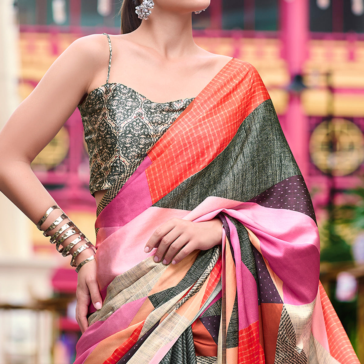 grey-geometric-digital-printed-pure-satin-saree