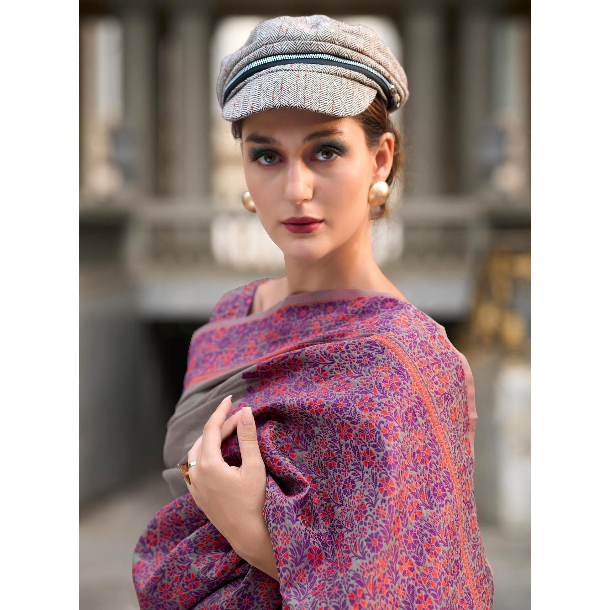 grey-floral-woven-linen-saree