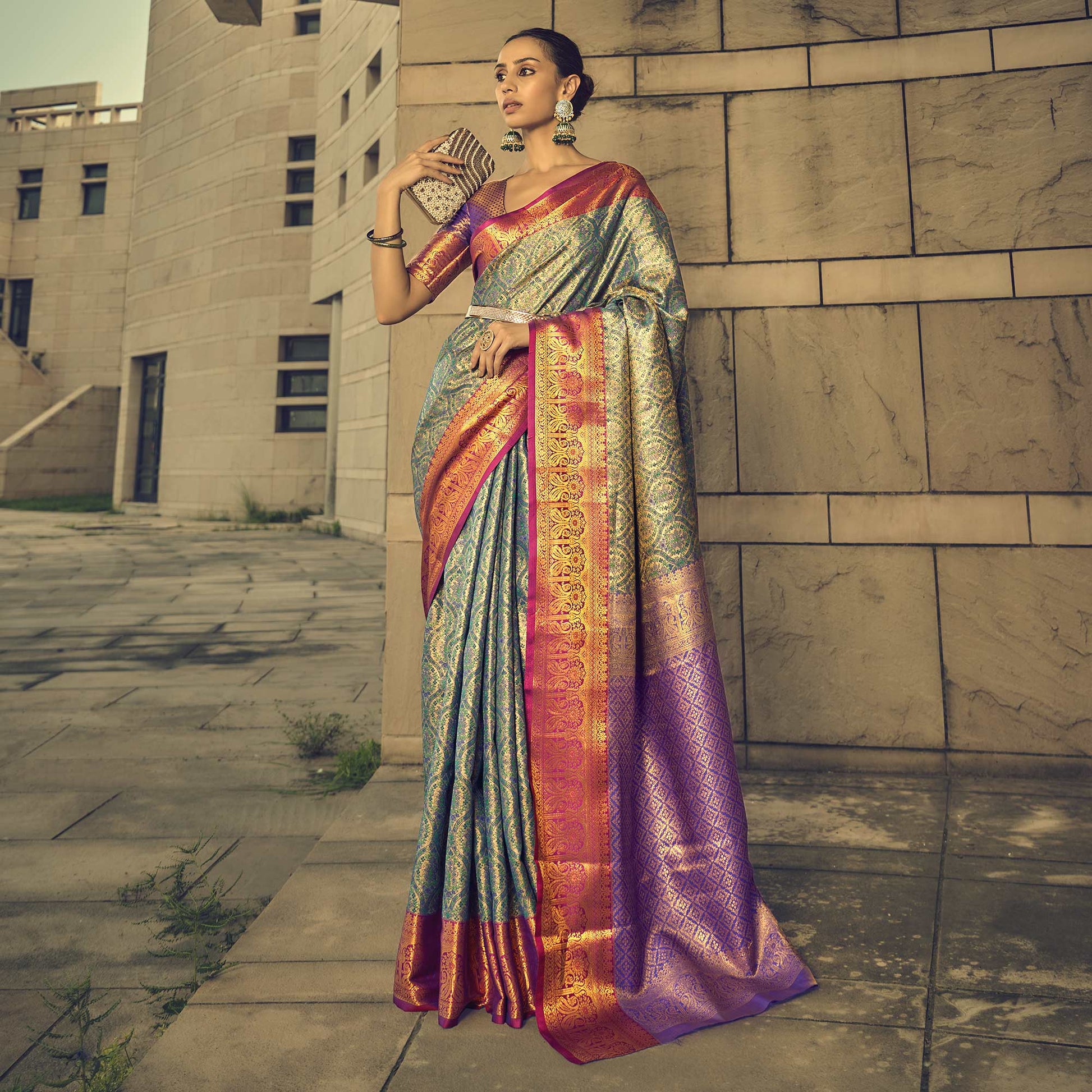 green-woven-art-silk-saree-13