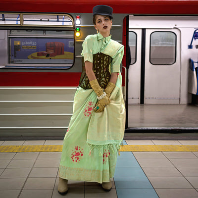 green-floral-woven-art-silk-saree-with-tassels-3