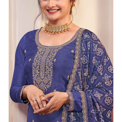 Lavender Embroidered Georgette Semi-Stitched Pakistani Suit