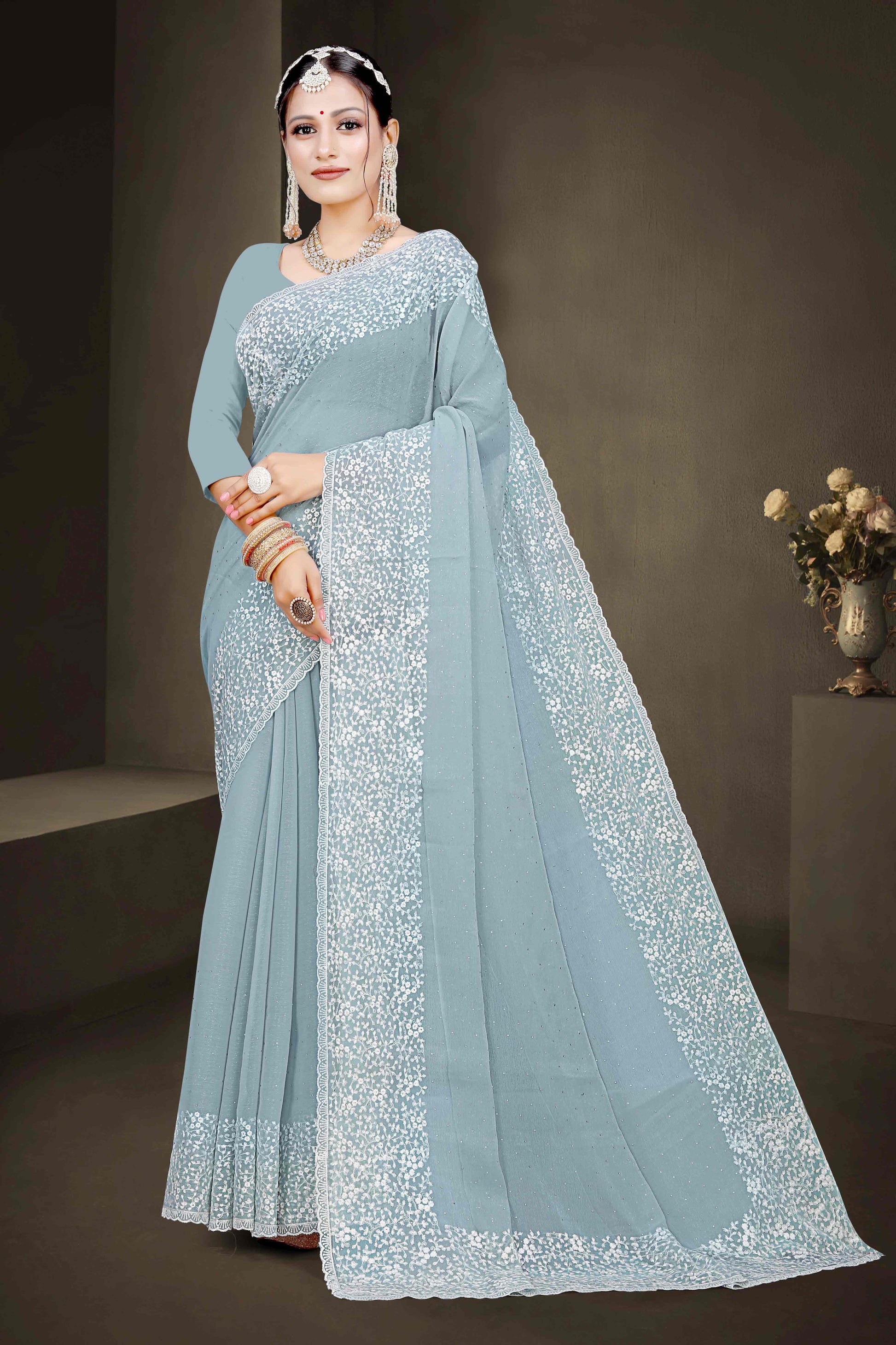 grey-floral-embroidery-with-stonework-chiffon-shimmer-saree-2