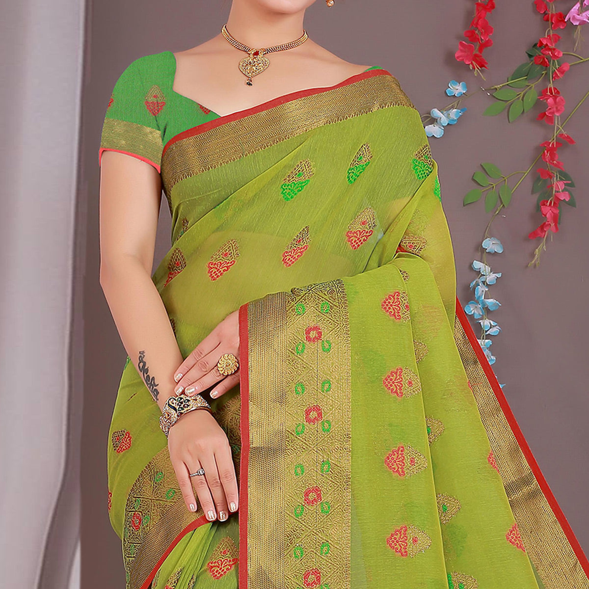 red-floral-woven-cotton-silk-saree-with-tassels-4