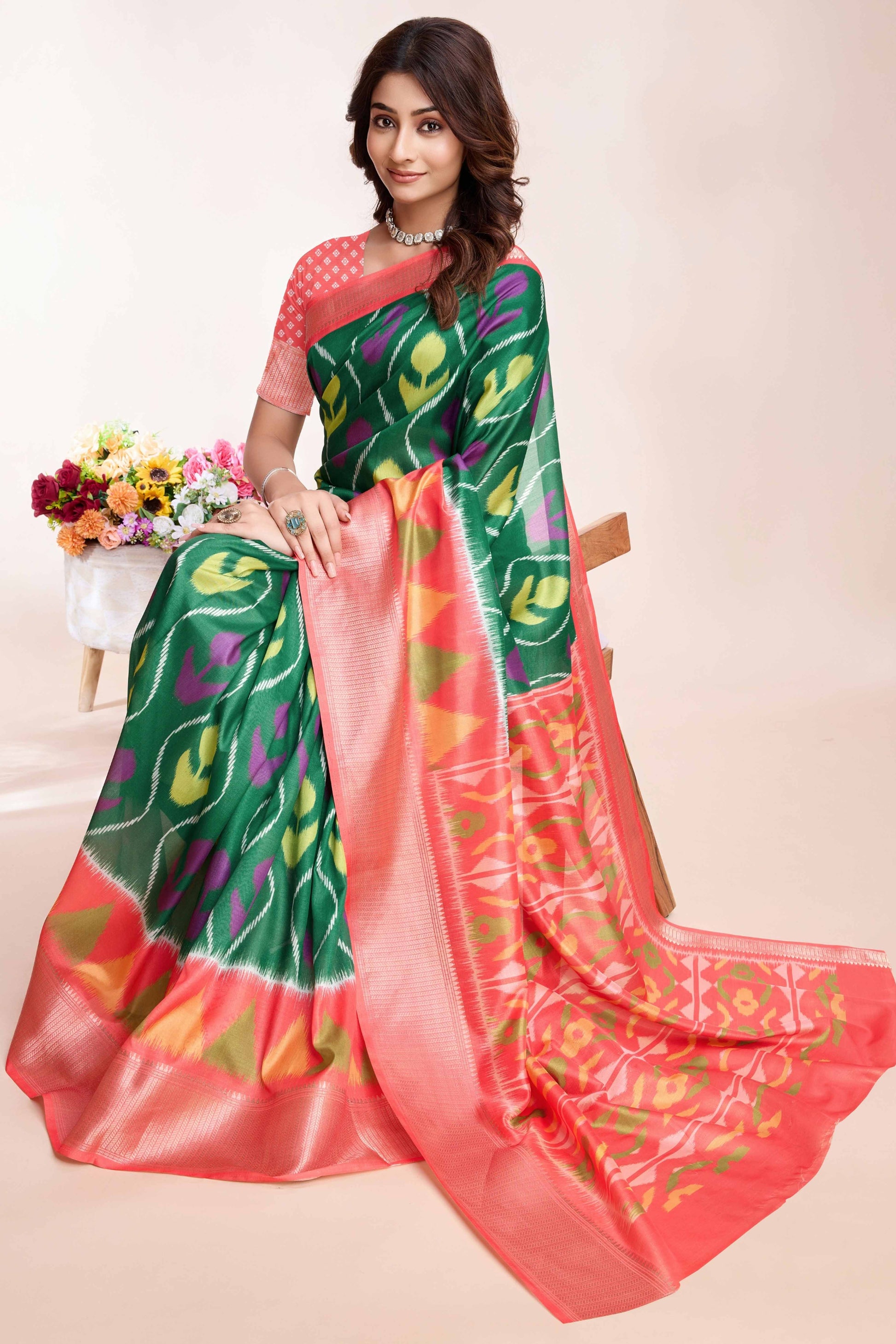 green-patola-printed-dola-silk-saree-6