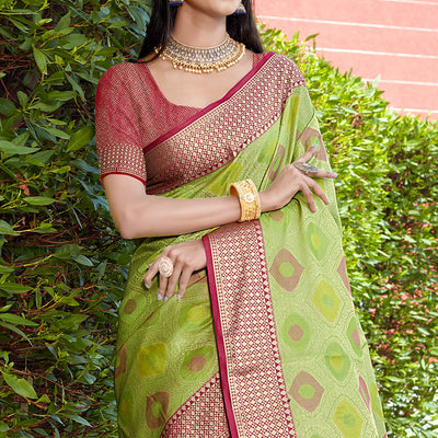 green-woven-art-silk-saree-10
