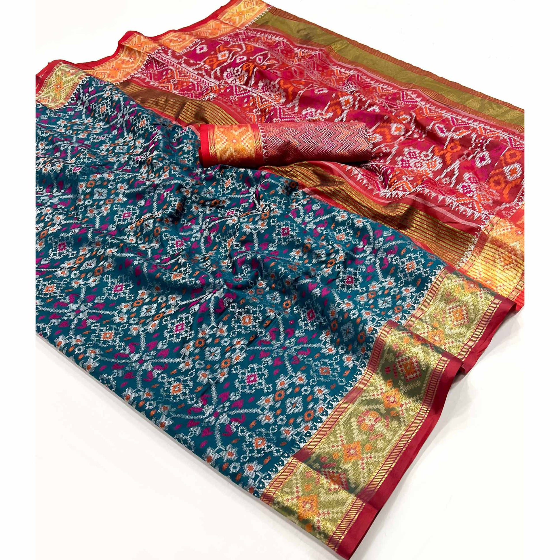 Morpich Woven Cotton Silk Patola Saree
