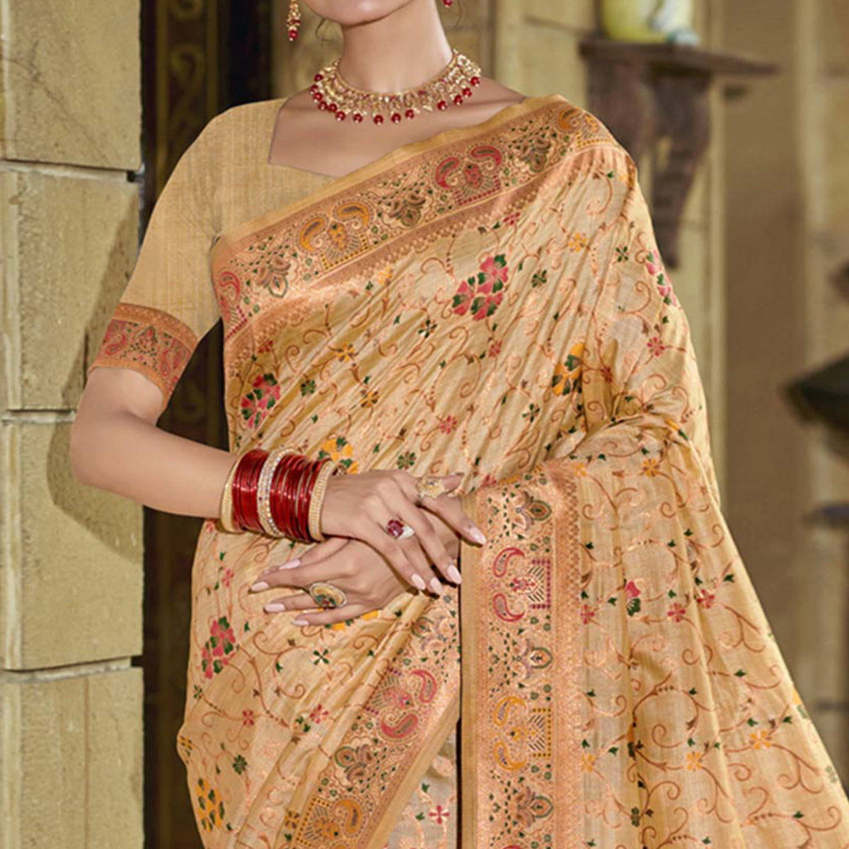 Cream Floral Zari Woven Cotton Silk Saree