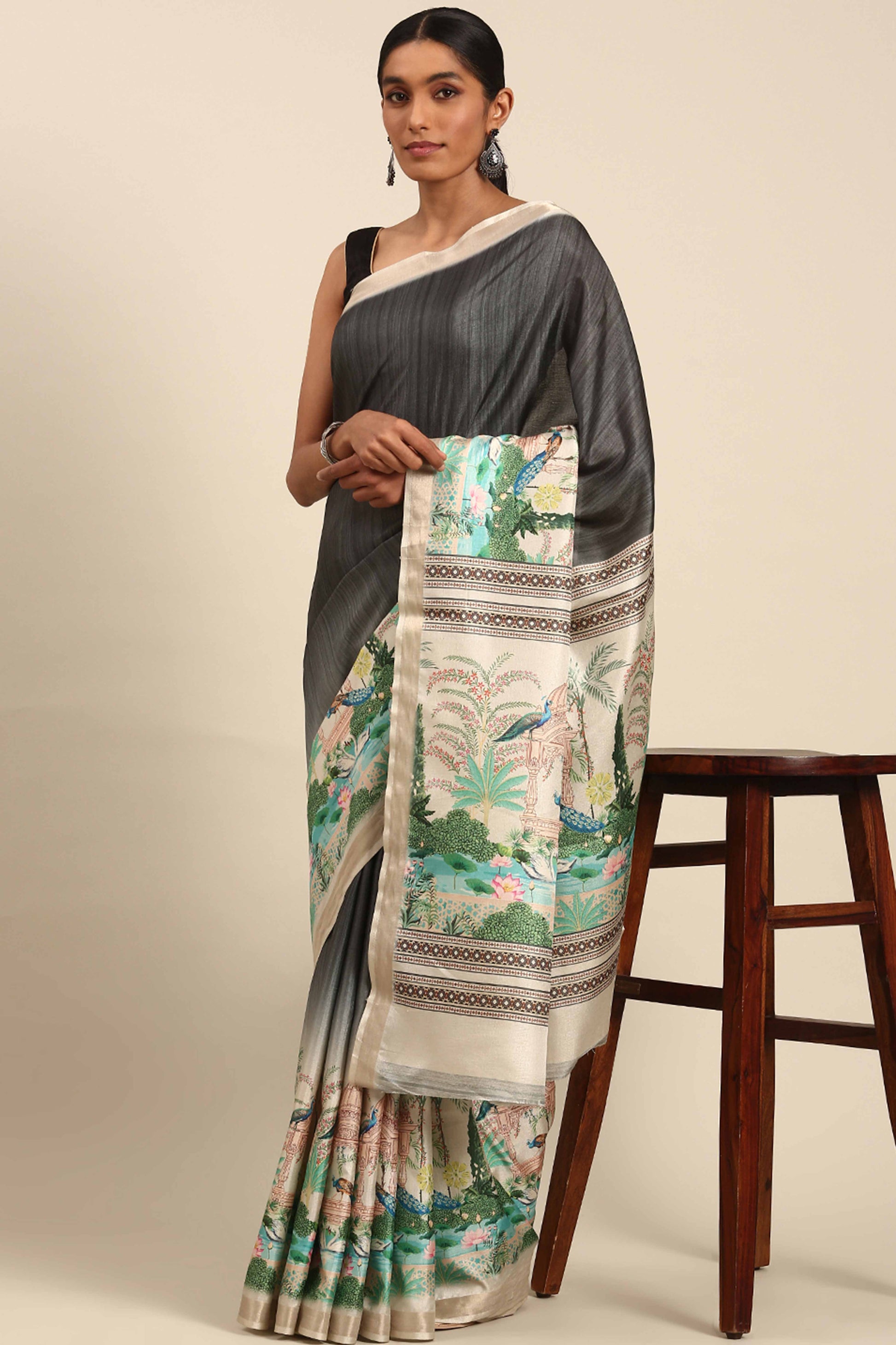 grey-digital-printed-cotton-silk-saree-4