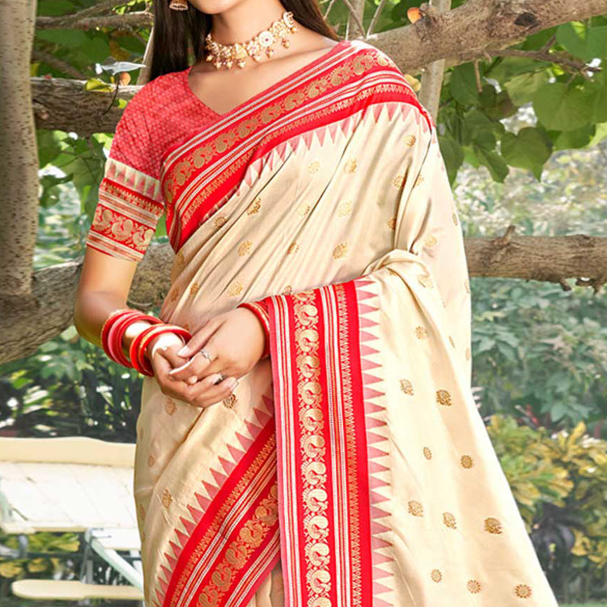 Cream Woven Paithani Banarasi Silk Saree With Tassels