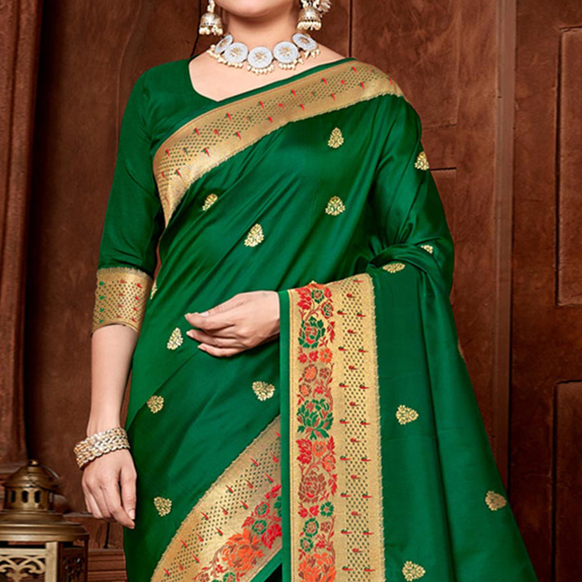 green-woven-paithani-banarasi-silk-saree-with-tassels