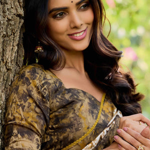 Mehendi Green Batik Printed Cotton Silk Saree