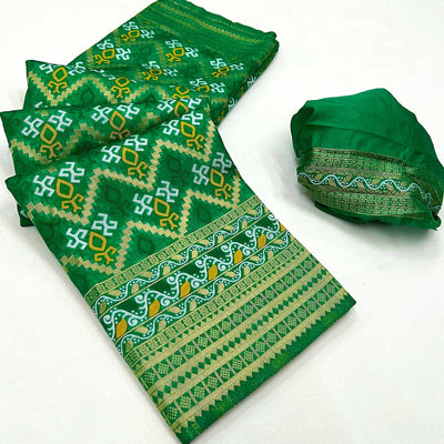 green-woven-art-silk-saree-12