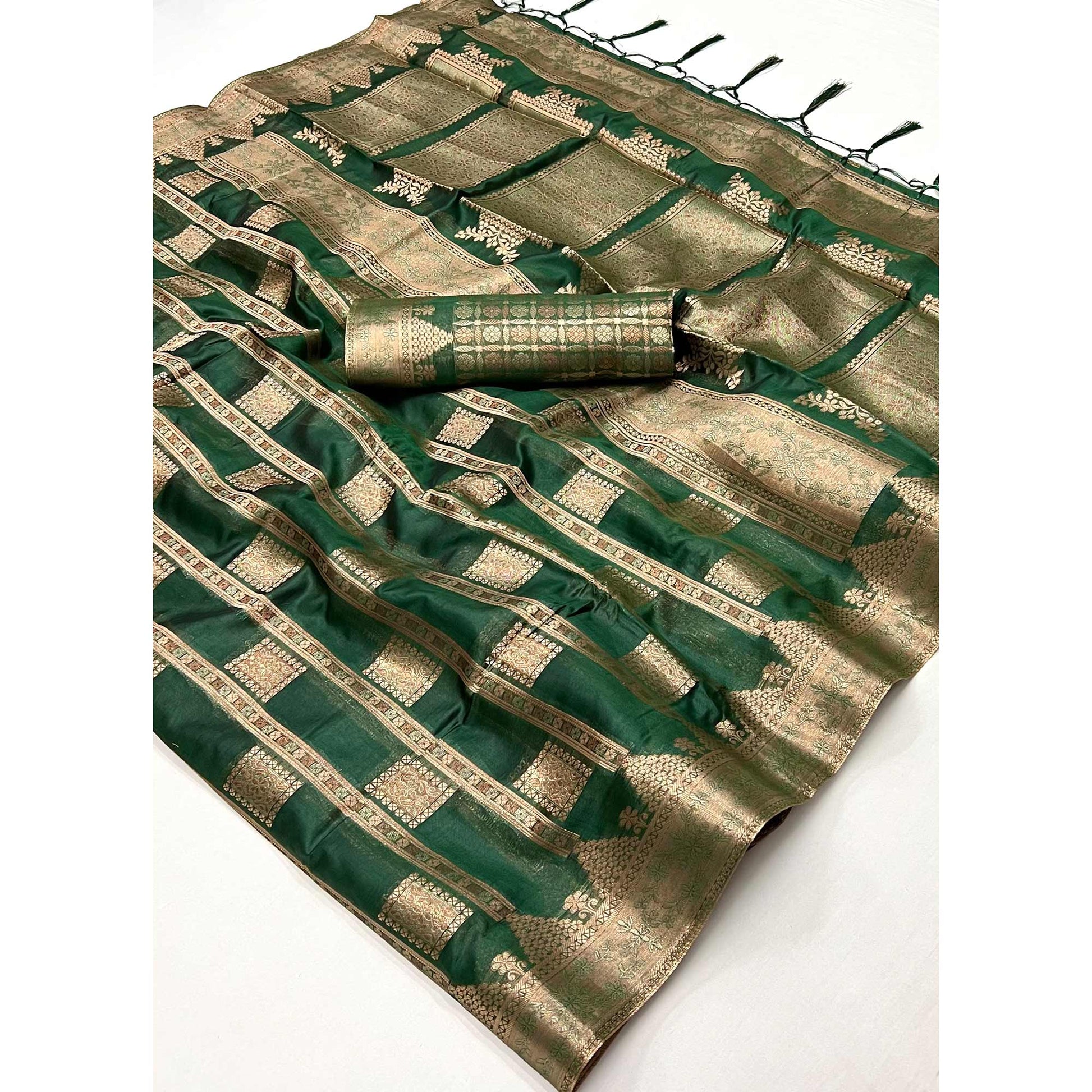 green-woven-cotton-blend-saree-with-tassels