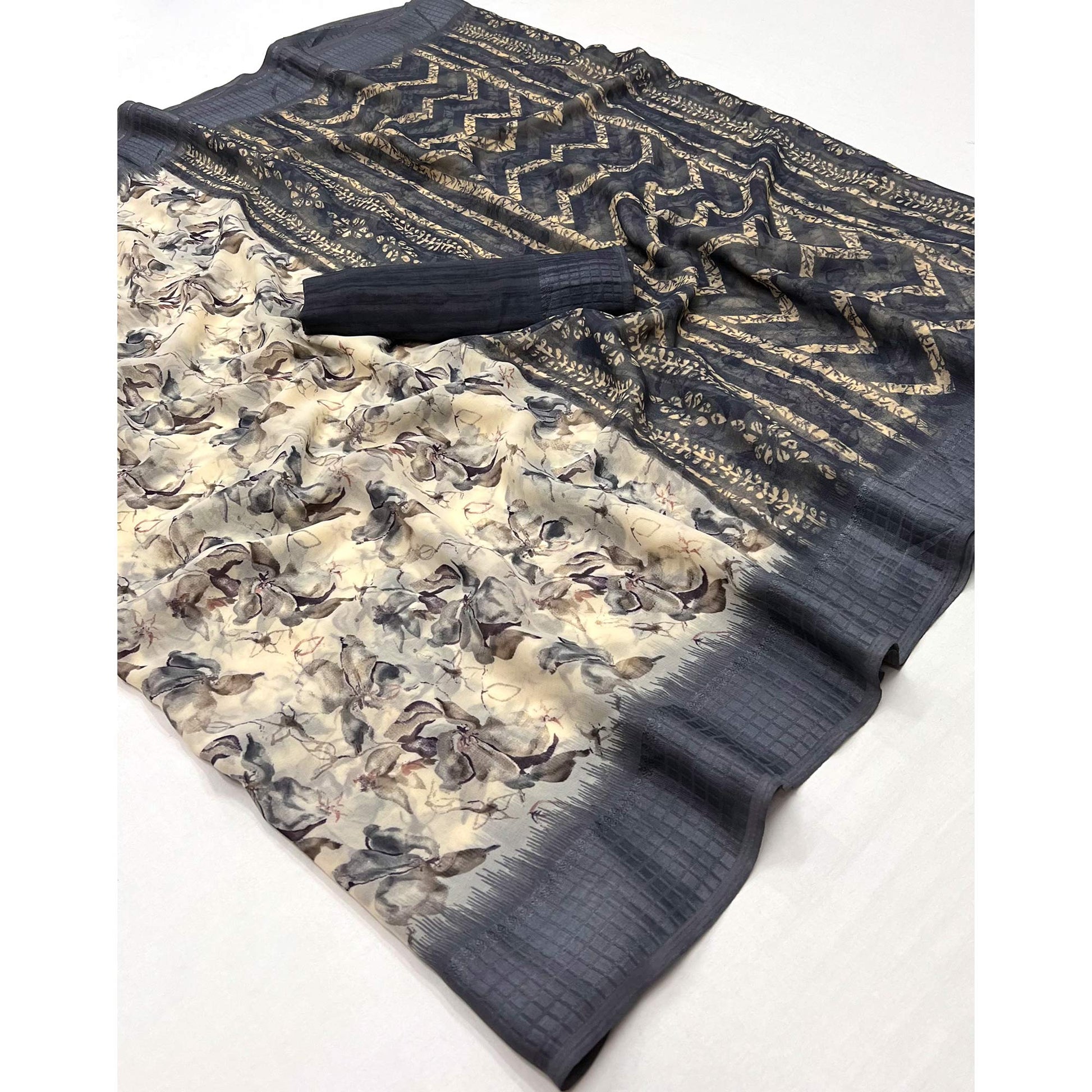 grey-floral-printed-georgette-saree-9
