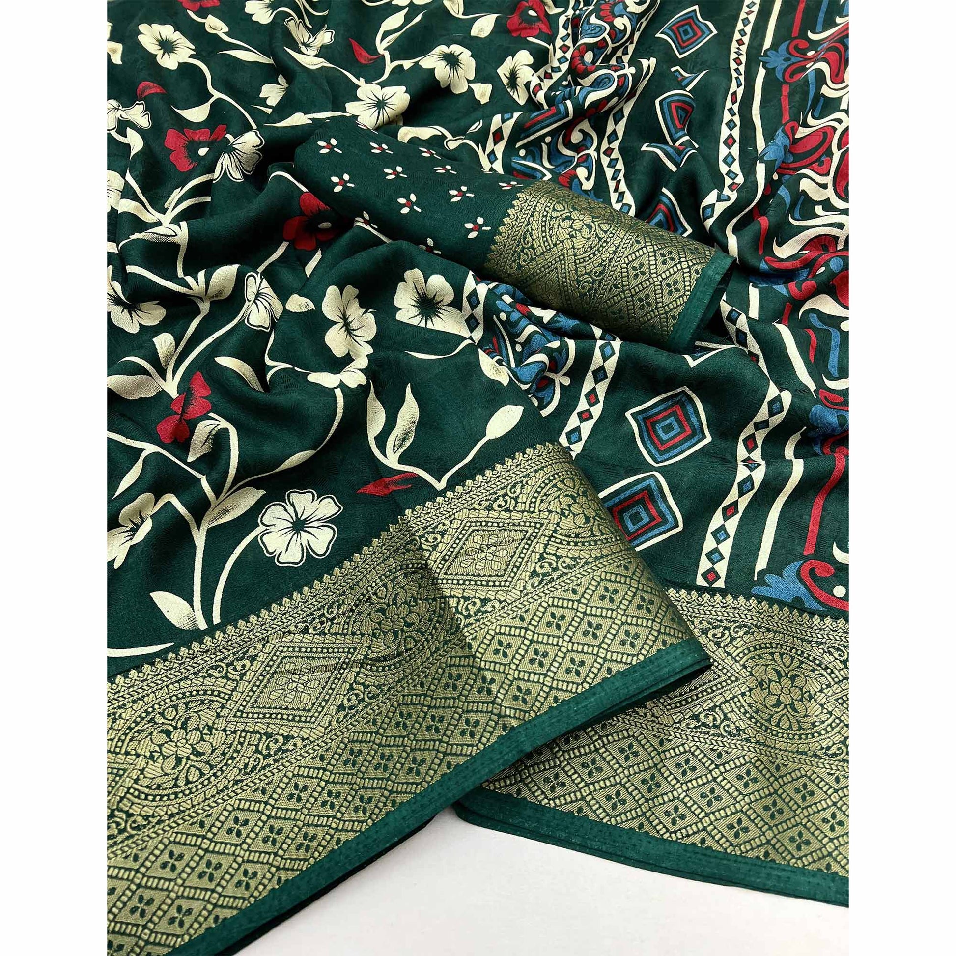 green-floral-printed-georgette-saree-with-woven-border-43