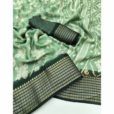 green-floral-printed-georgette-saree-with-woven-border-39