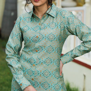 green-foil-printed-chanderi-kurti-pant-set