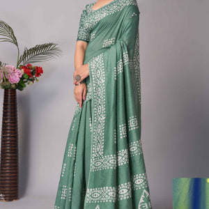 green-batik-printed-chanderi-cotton-silk-saree