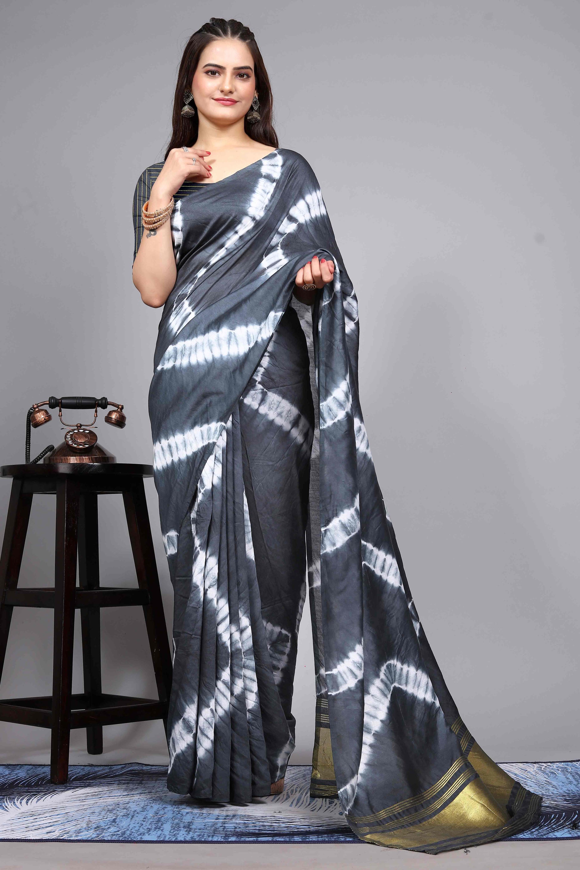 Grey Shibori Leheriya Printed Chanderi Cotton Silk Lagdi Patta Saree