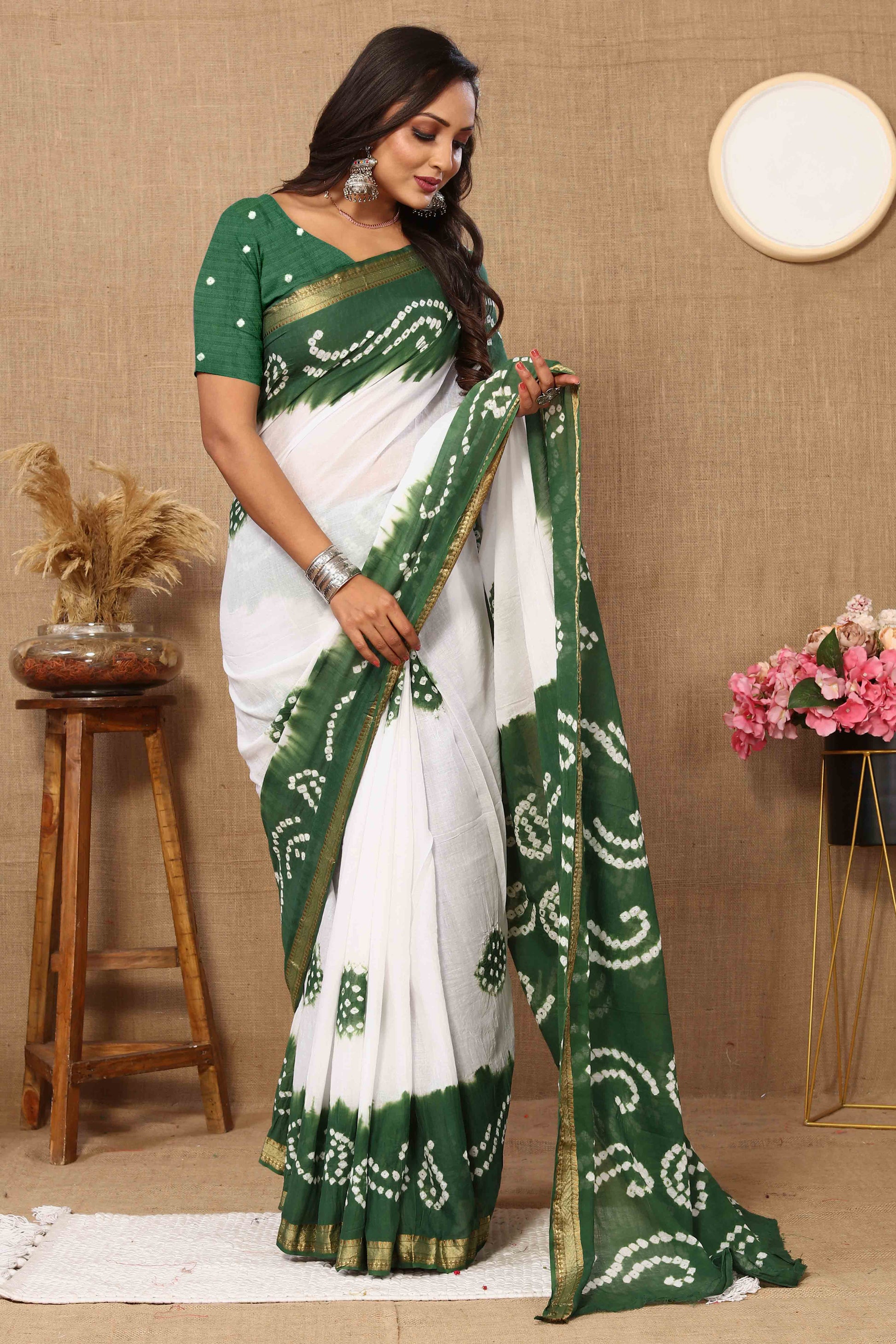 green-white-bandhani-printed-mul-mul-pure-cotton-saree