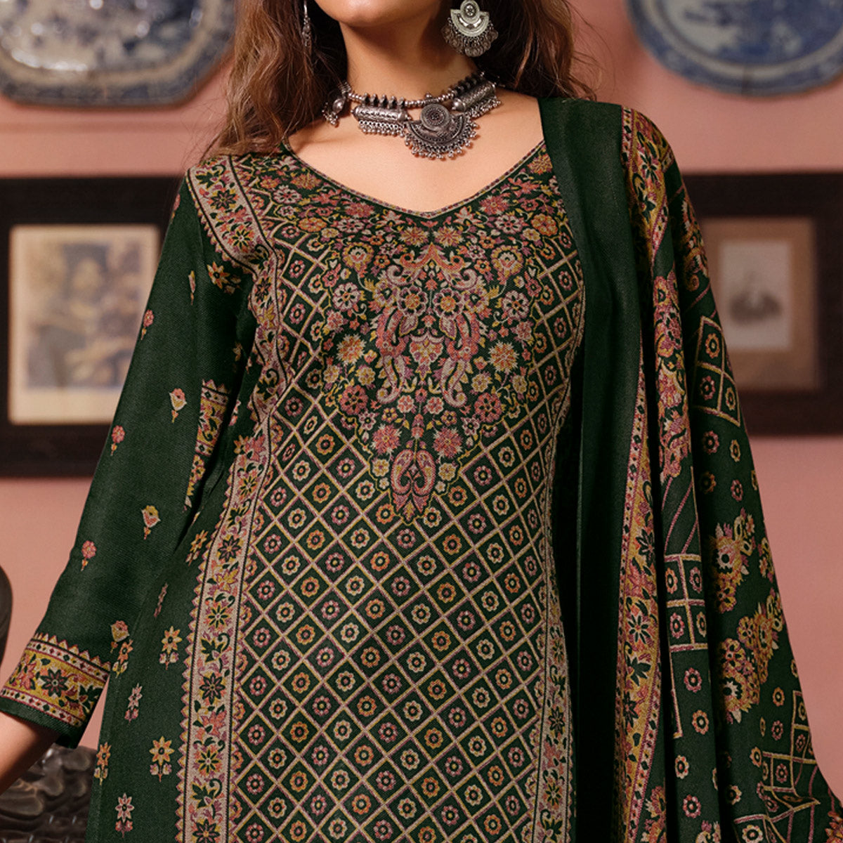 green-digital-printed-pashmina-woolen-suit-2