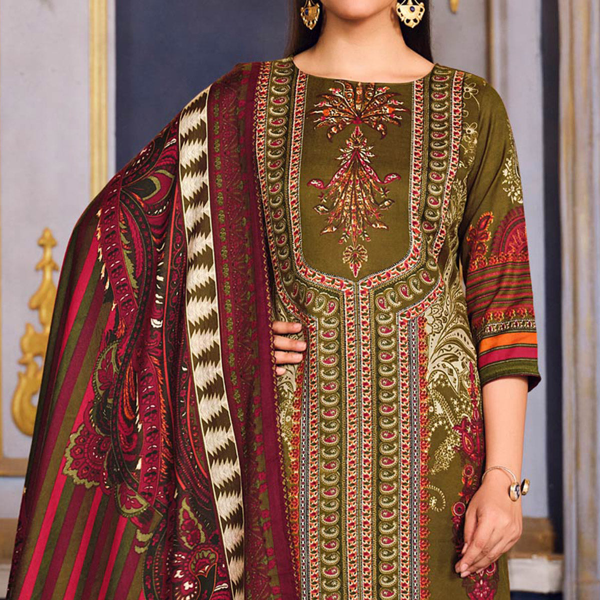 Mehendi Green Digital Printed Pashmina Woolen Suit