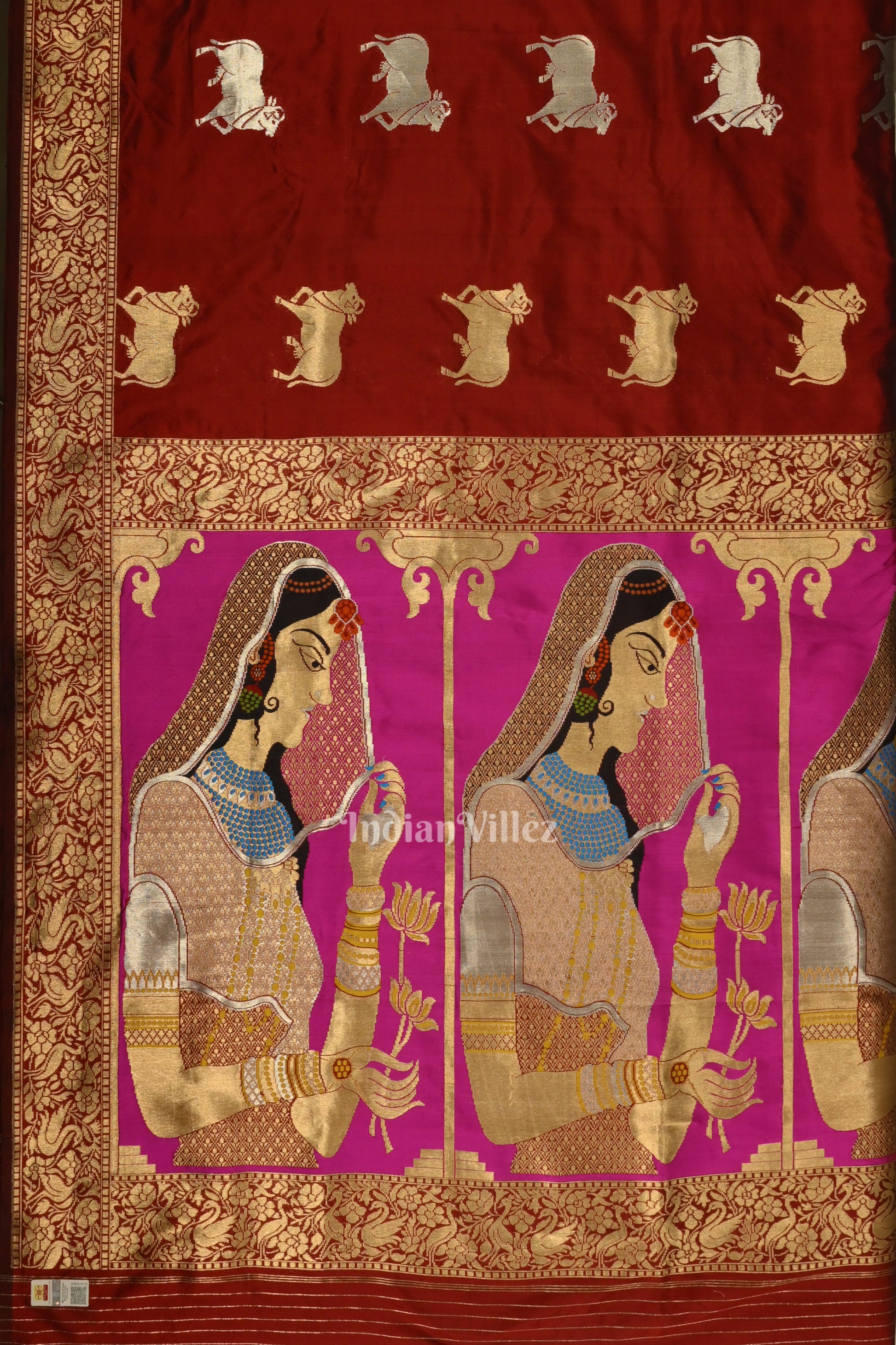 Exclusive Bridal Brocade Banarasi Silk Saree with Sringar and Pichwai Work