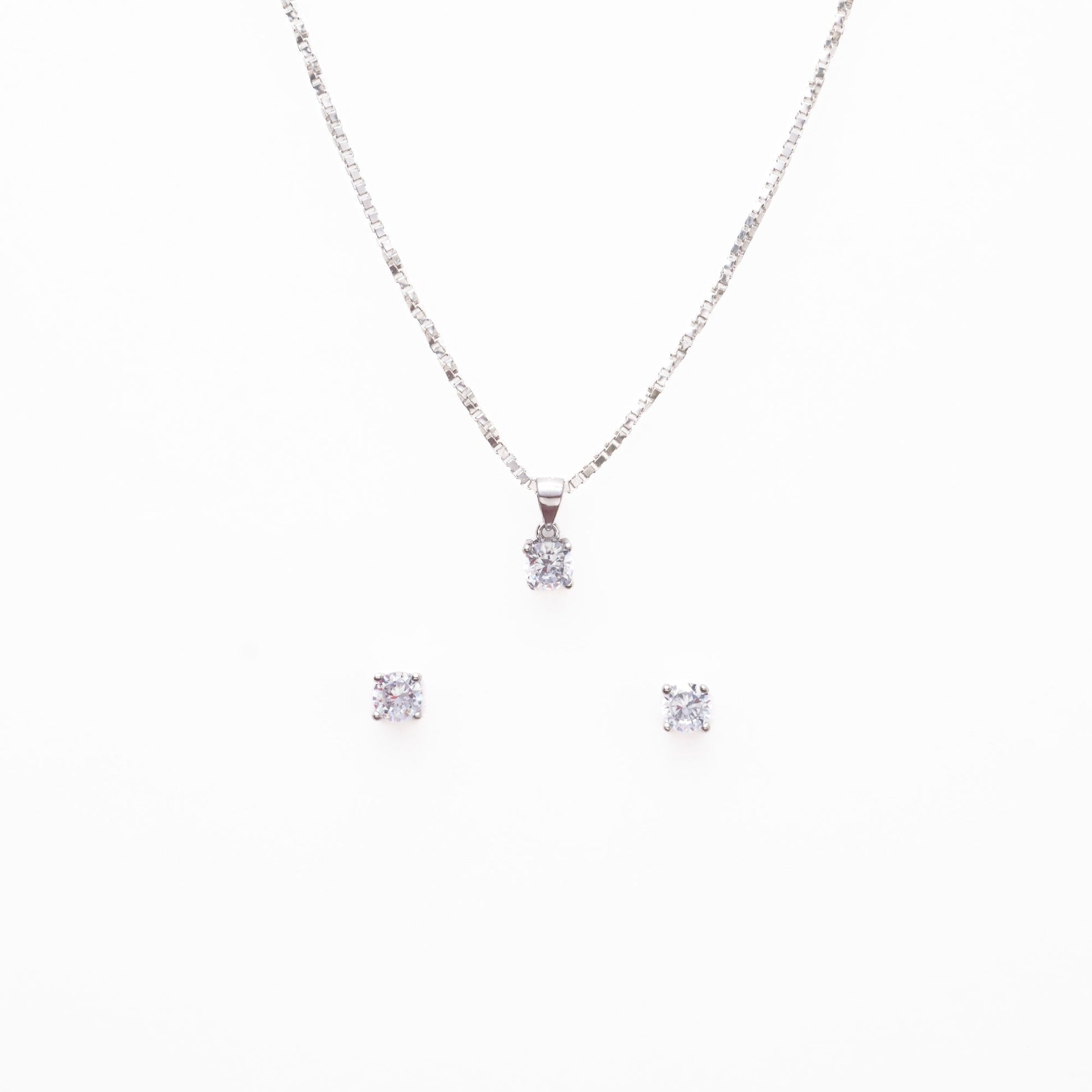 Real Silver Set Chain Pendant and Earrings with Finely Cut Stones for Women