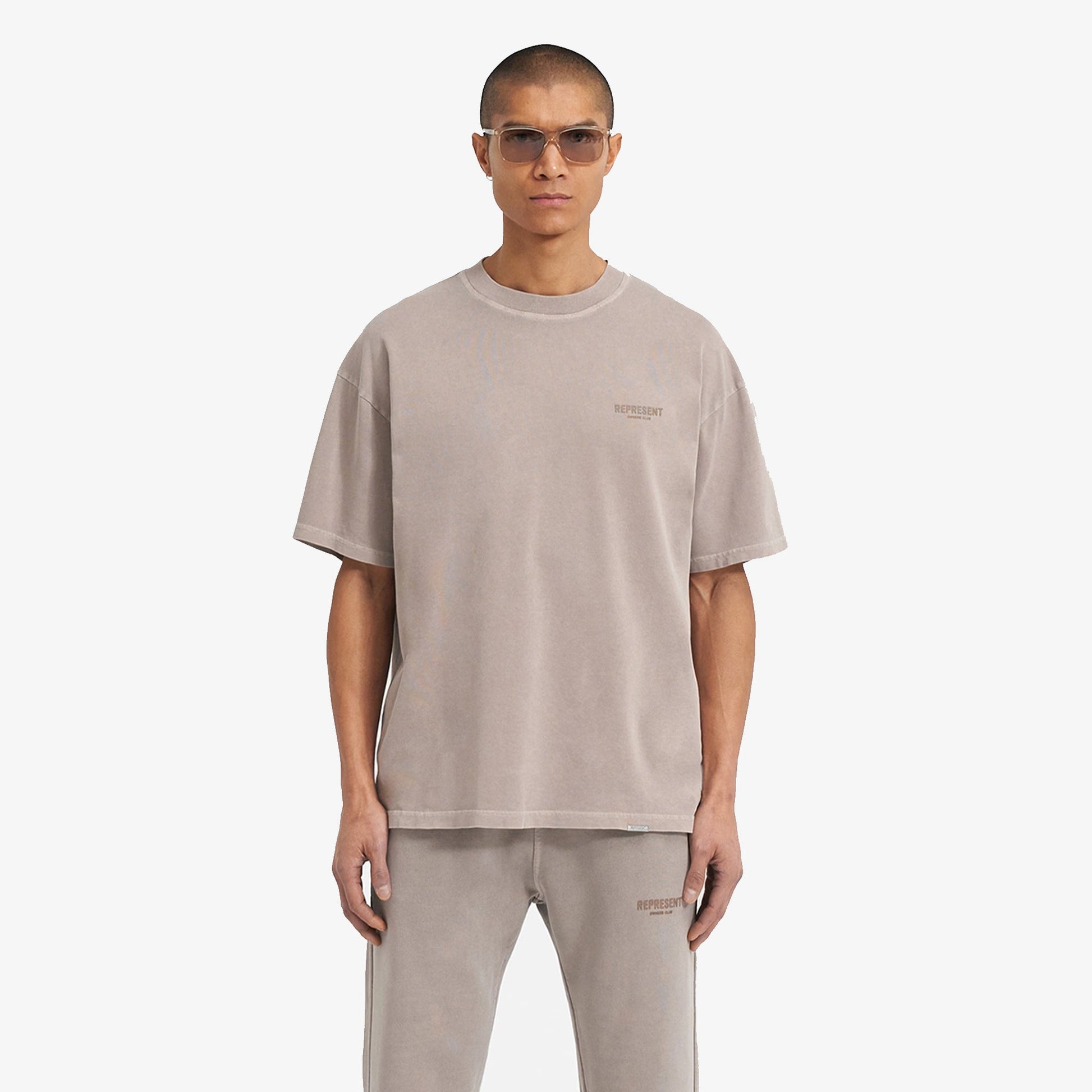 Represent | OWNERS CLUB T-SHIRT  { MUSHROOM