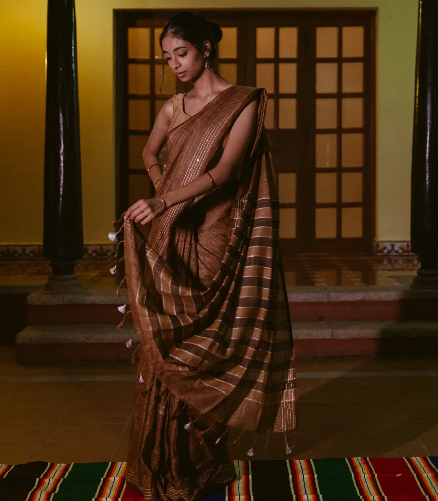 Brown Handloom Linen Saree With Striped Pallu
