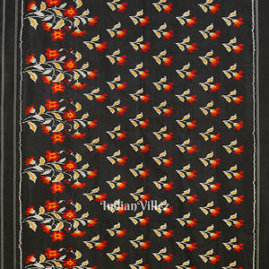 Black White Floral Design Pochampally Ikat Handloom Silk Saree