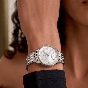 Breitling Navitimer Mother of Pearl Dial Unisex 32mm