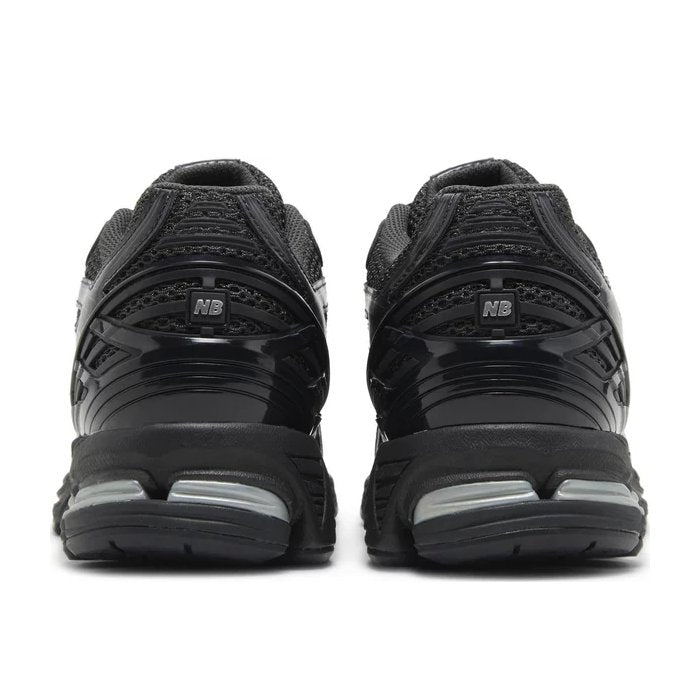 New Balance 1906R Black Metallic Silver