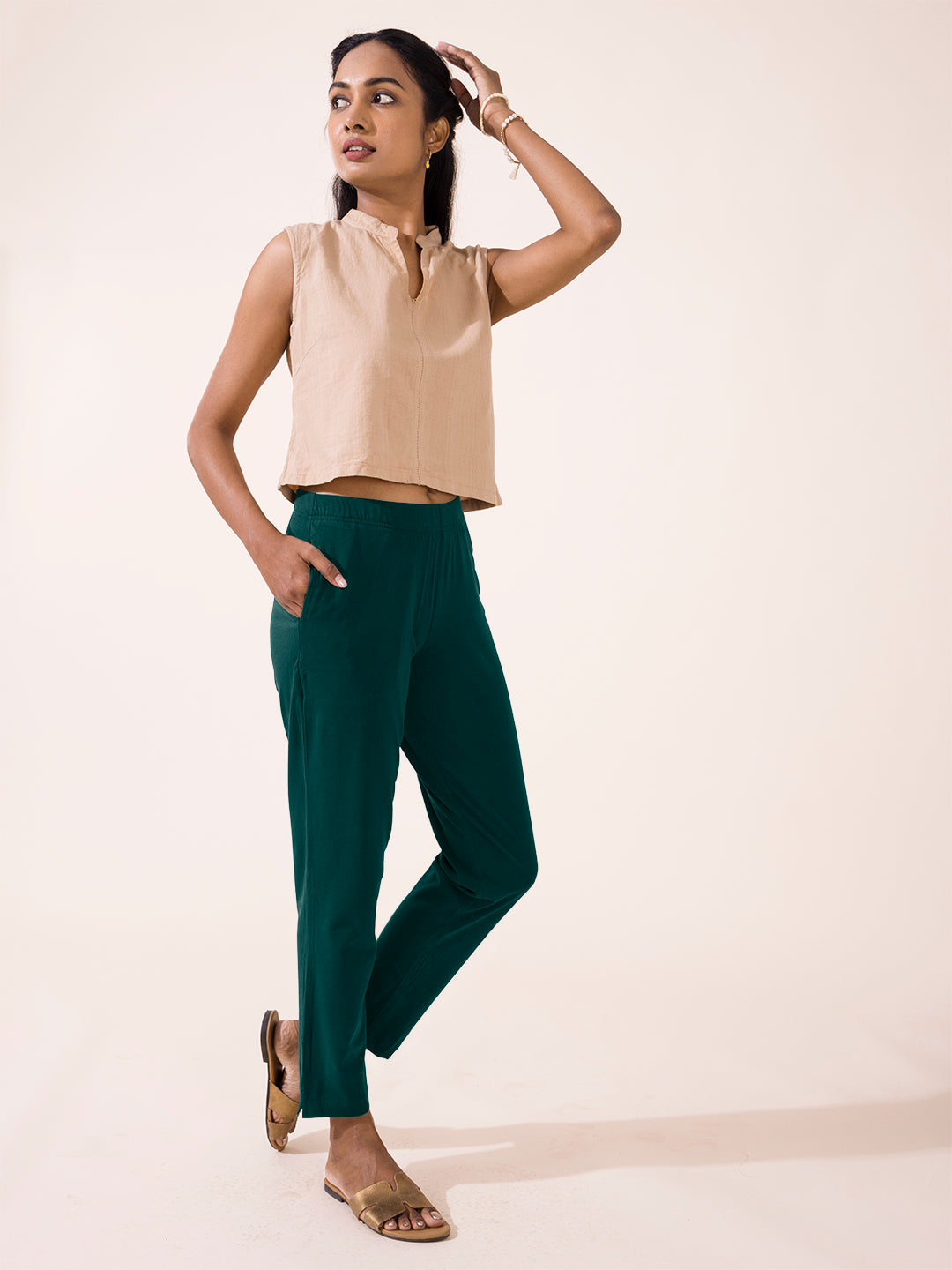 Women Solid Dark Green Cotton Mid Rise Kurti Pants